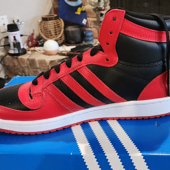 Adidas Originals Top Ten High Tops red and black - Picture 2 of 6